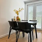 The Wilsons Courtyard, 2 - Bed, Sleeps 4, Pets Welcome شقة *