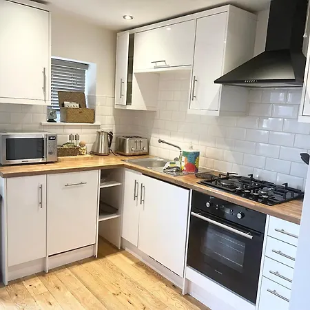 아파트 The Wilsons Courtyard, 2 - Bed, Sleeps 4, Pets Welcome *