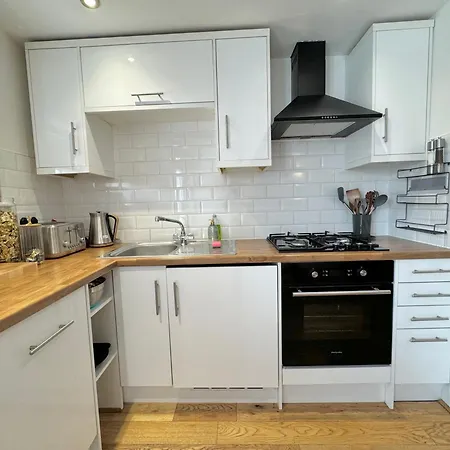 Apartment The Wilsons Courtyard, 2 - Bed, Sleeps 4, Pets Welcome Ulverston