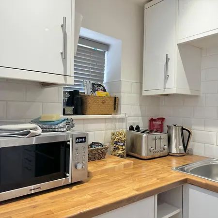 The Wilsons Courtyard, 2 - Bed, Sleeps 4, Pets Welcome * Ulverston