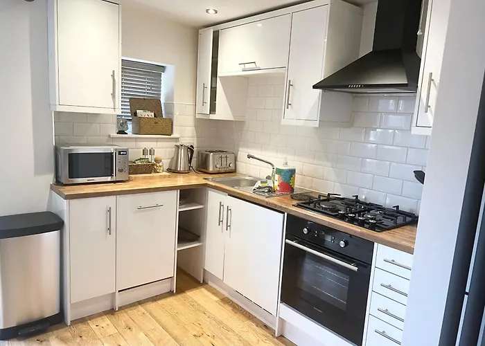 Apartment The Wilsons Courtyard, 2 - Bed, Sleeps 4, Pets Welcome *