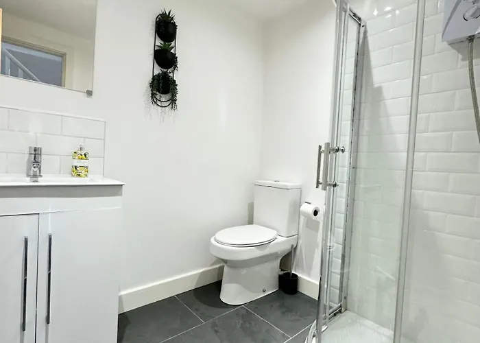 The Wilsons Courtyard, 2 - Bed, Sleeps 4, Pets Welcome Apartment