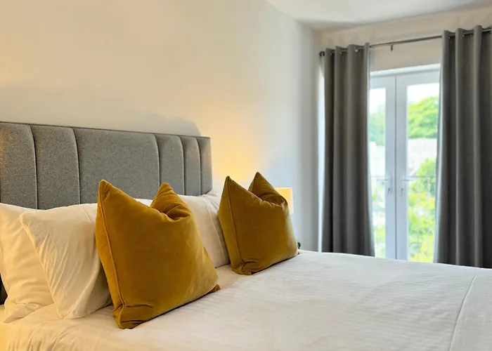 The Wilsons Courtyard, 2 - Bed, Sleeps 4, Pets Welcome Apartment *