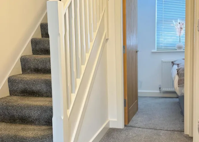 The Wilsons Courtyard, 2 - Bed, Sleeps 4, Pets Welcome Apartment Ulverston