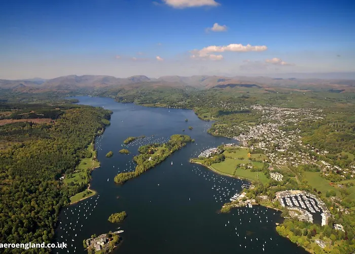 The Wilsons Courtyard, 2 - Bed, Sleeps 4, Pets Welcome *